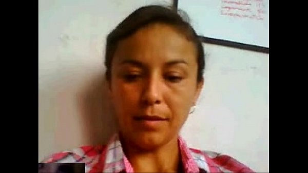 Latina housewife flaunts her tits